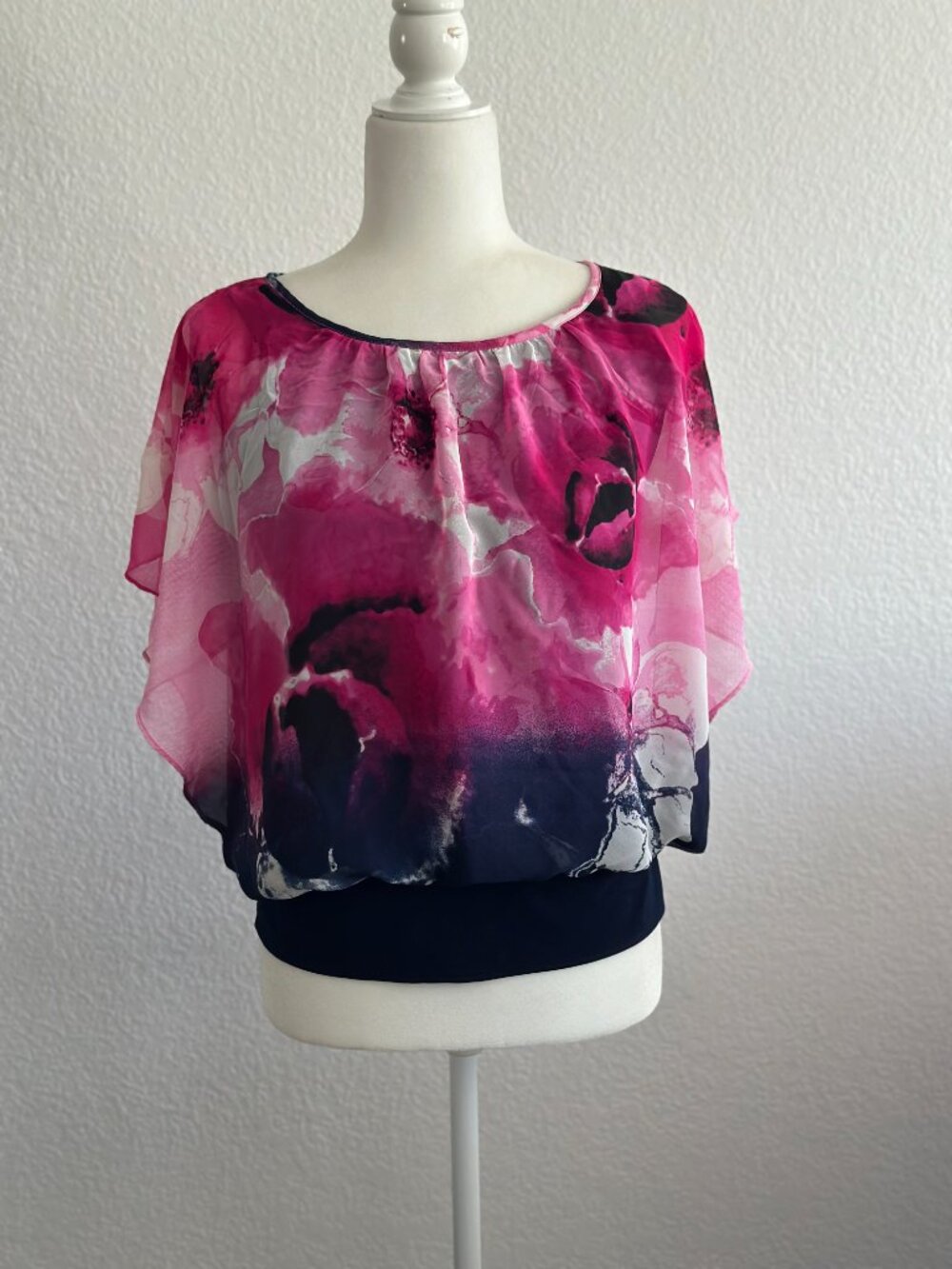 Style & Co Floral Chiffon Overlay Blouse Size Small Pink Navy Layered Top - Picture 2 of 6